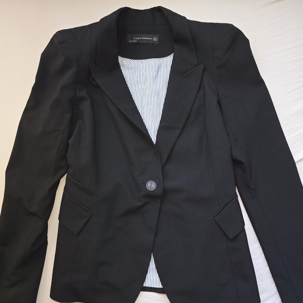 ZARA Women's Black Blazer with Striped Lining